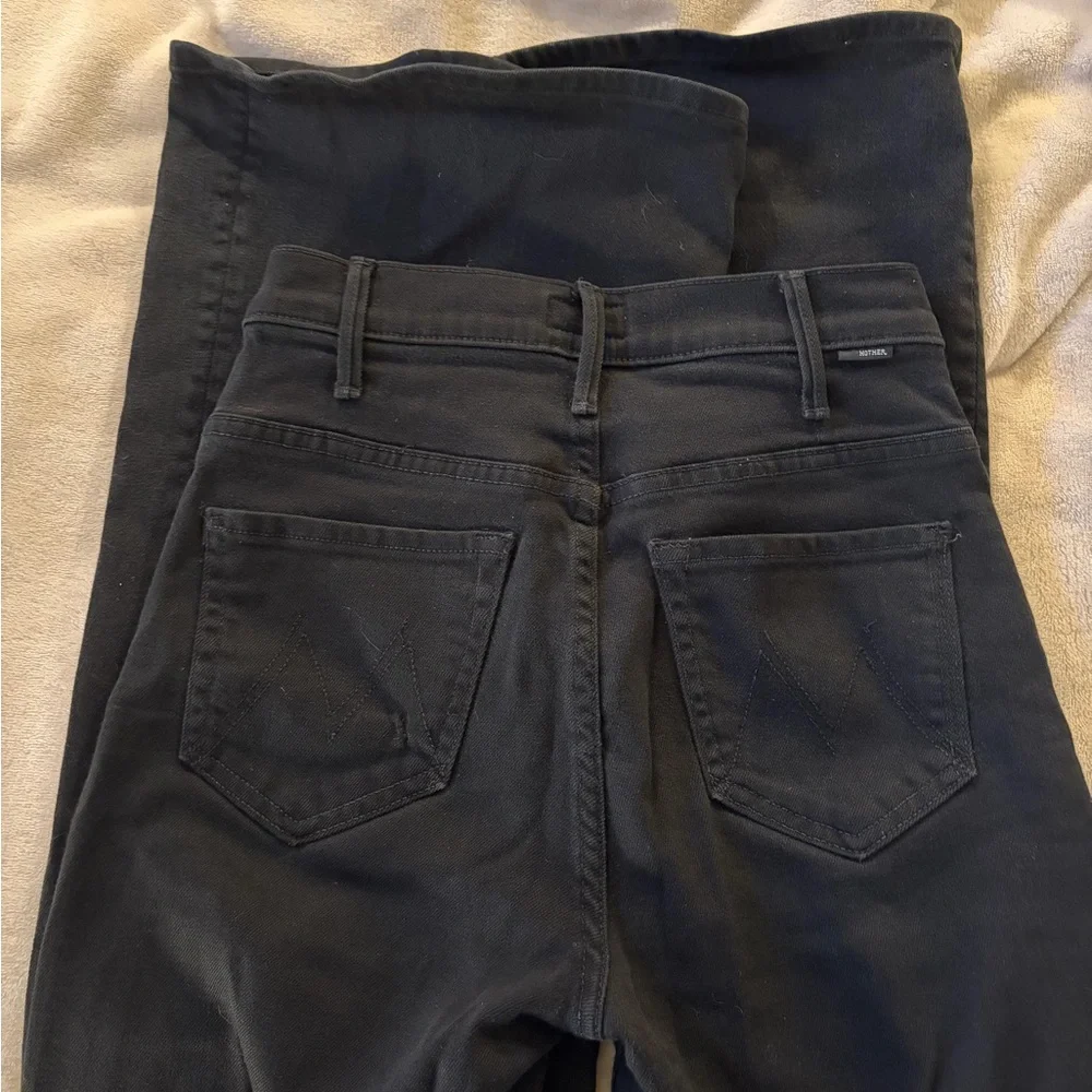 EUC MOTHER Hustler Roller Heel Jeans in Black 25/0 - Picture 2 of 7